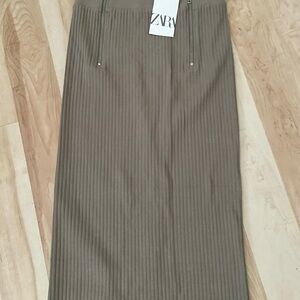 Zara Midi ribbed skirt, S, New with tag